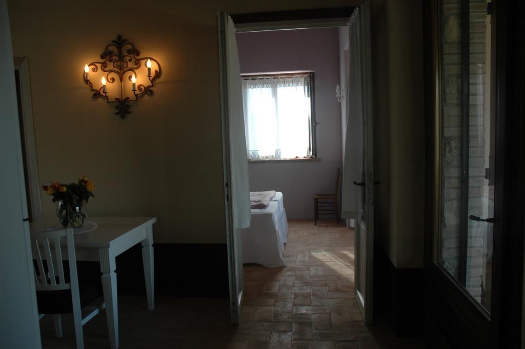 Agriturismo Tara 阿米里亚 客房 照片