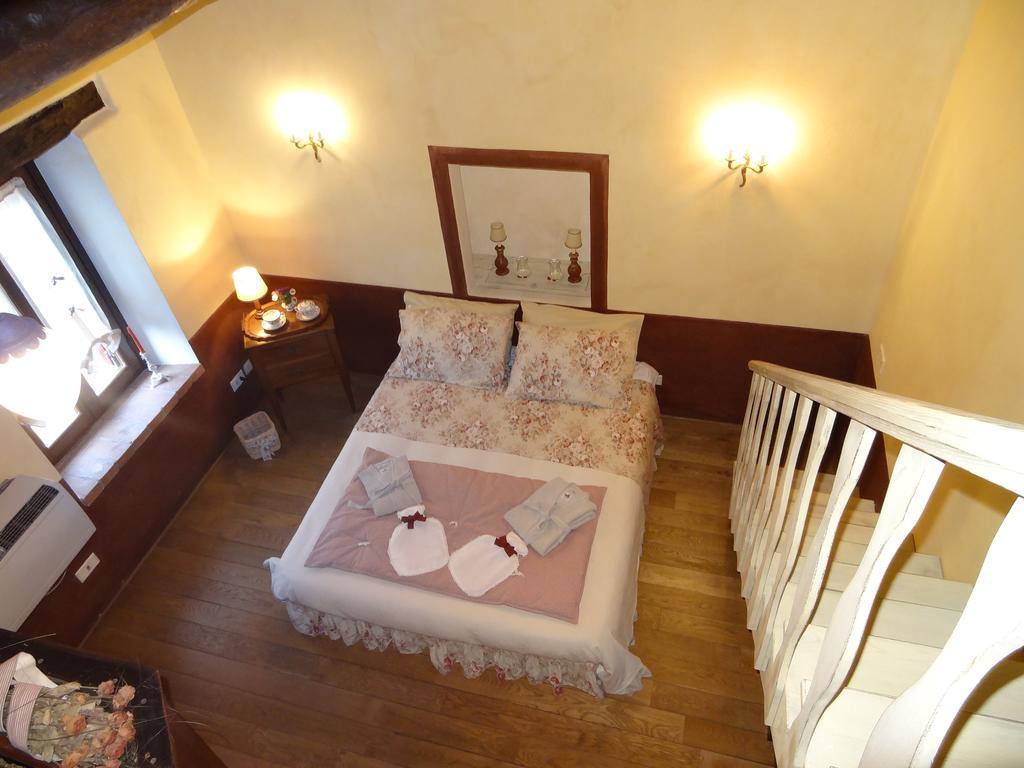 Agriturismo Tara 阿米里亚 外观 照片